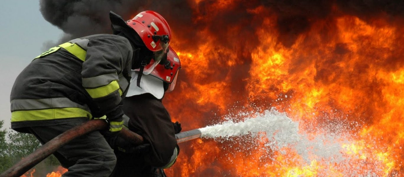 Υπό έλεγχο τέθηκε η φωτιά στα Κύθηρα (φωτό, βίντεο) (upd)